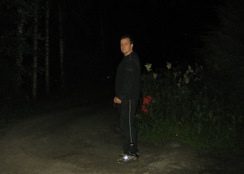 yolla Lohjan Personal Trainer lenkillä keskellä yötä